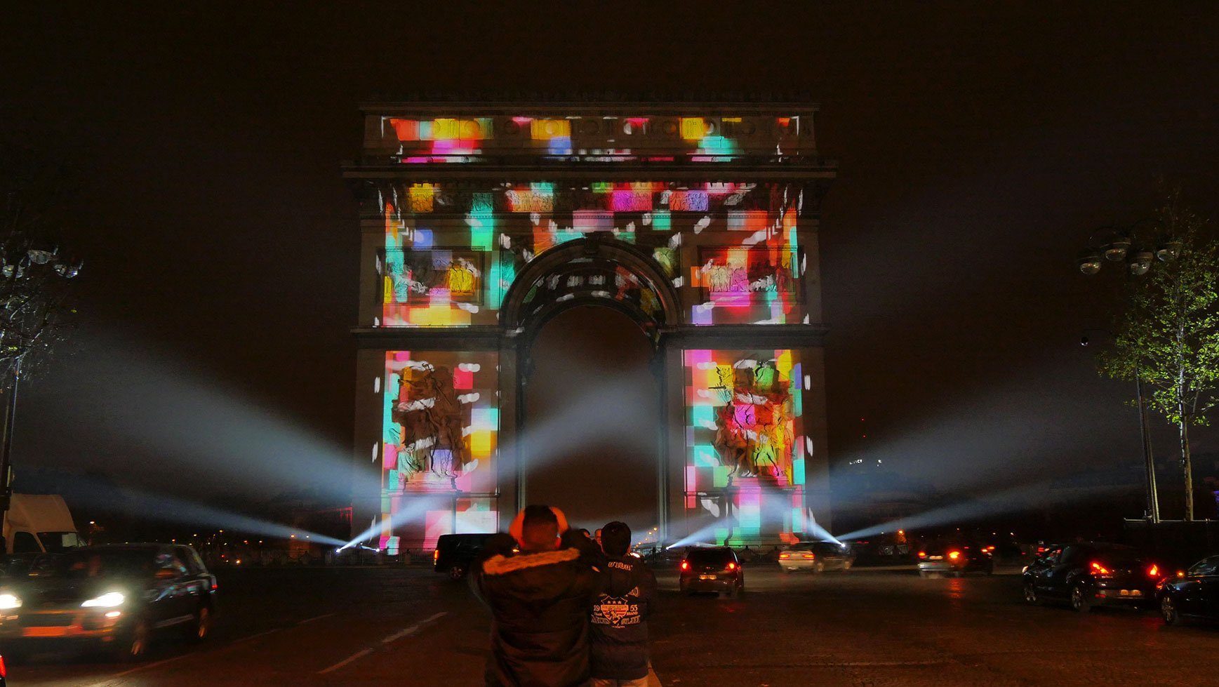 Paris New Year's Eve celebration - Modulo Pi